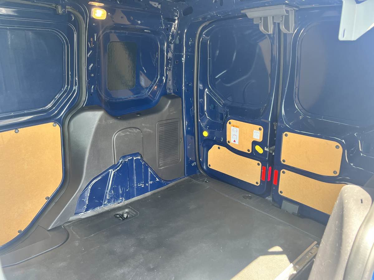 Used 2018 Ford Transit Connect XL image 20
