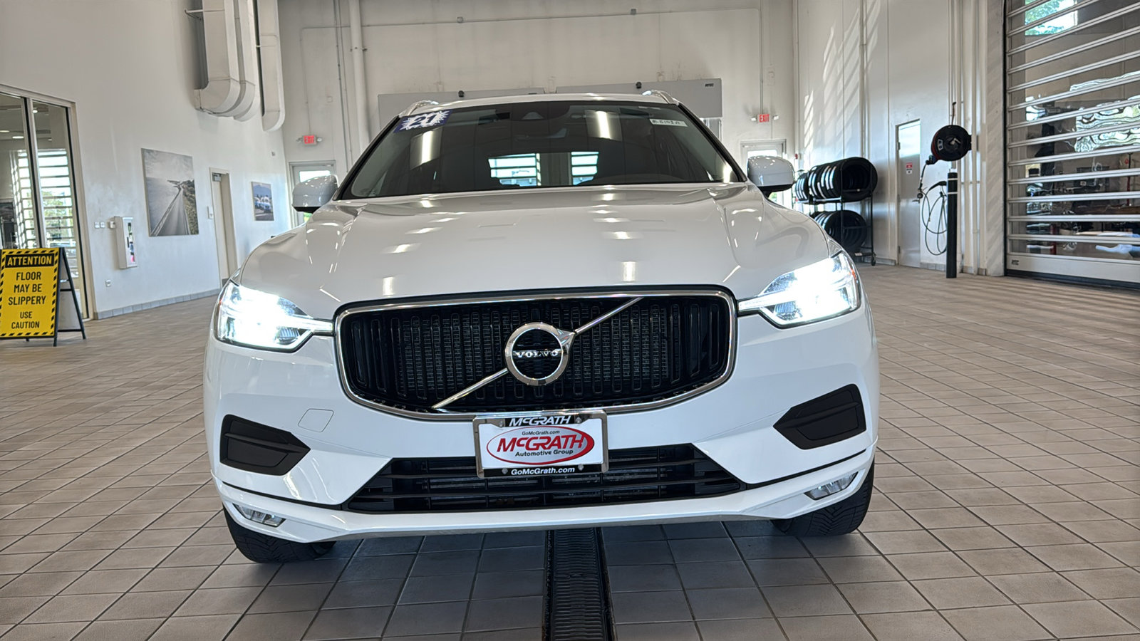 Used 2021 Volvo XC60 T5 Momentum w/ Protection Package Premier AWD/4WD image 10