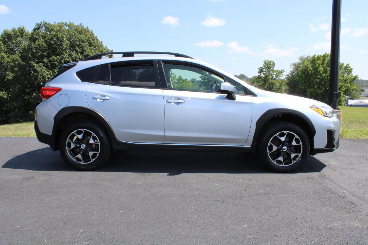 Used 2018 Subaru Crosstrek 2.0i Premium image 2