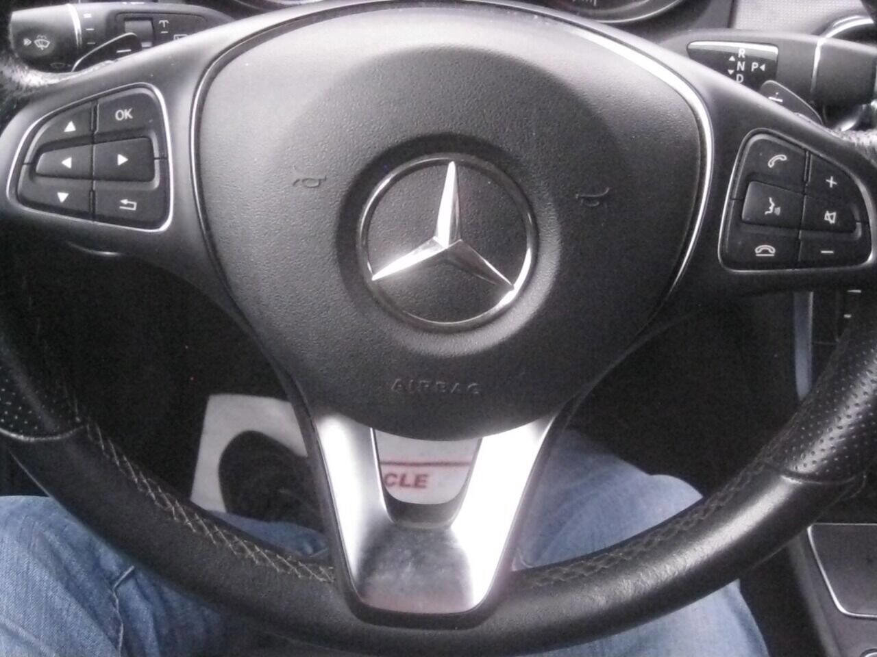 Used 2019 Mercedes-Benz GLA 250 4MATIC image 23