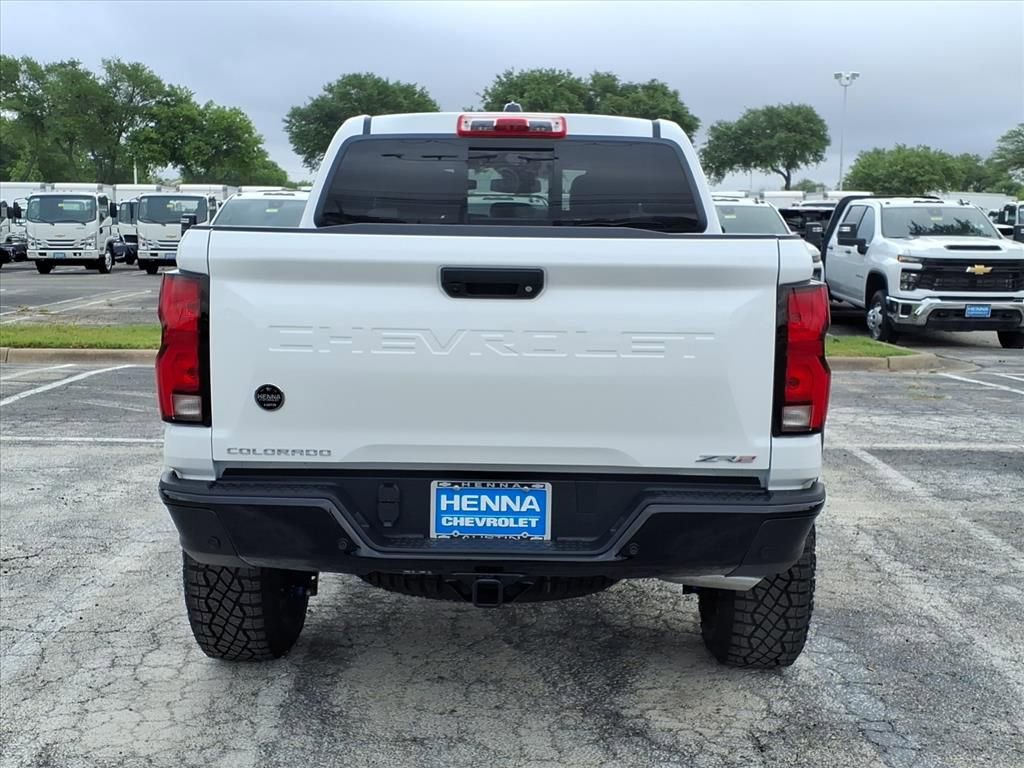New 2026 Chevrolet Colorado ZR2 image 4
