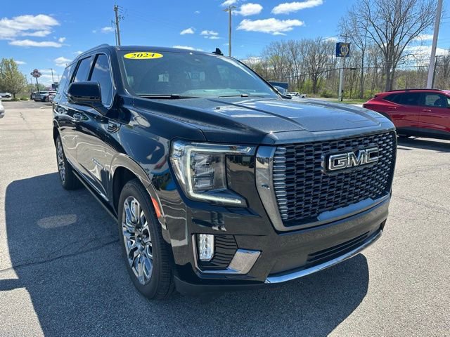 Used 2024 GMC Yukon Denali Ultimate AWD/4WD image 4