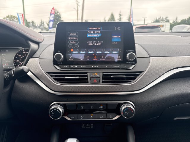 Used 2025 Nissan Altima 2.5 SR AWD/4WD image 18