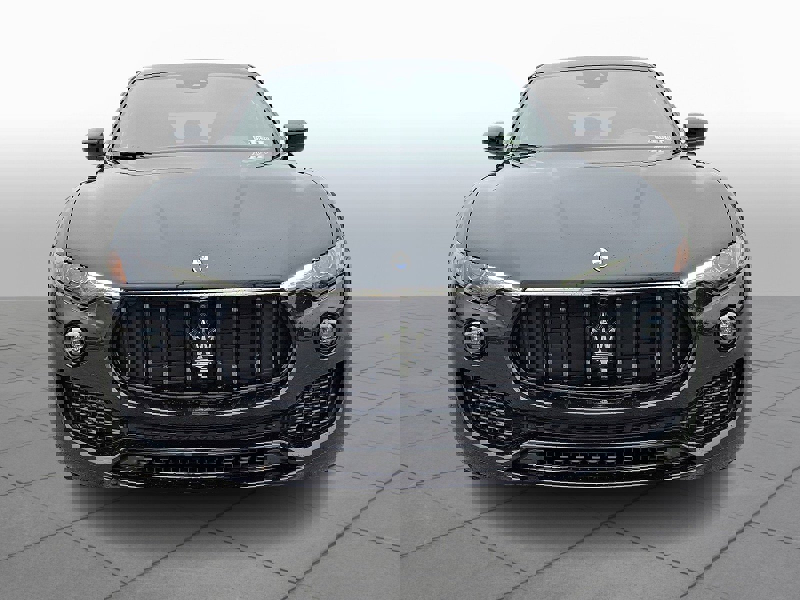 Used 2024 Maserati Levante GT Ultima image 2