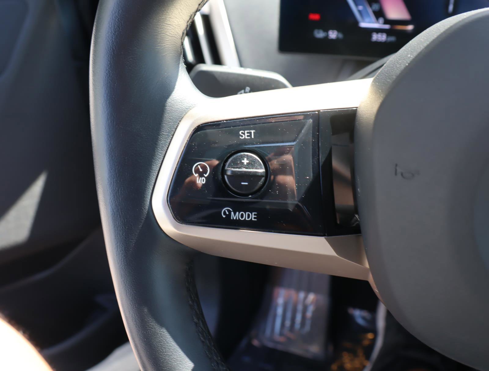 Used 2025 BMW iX xDrive50 image 12