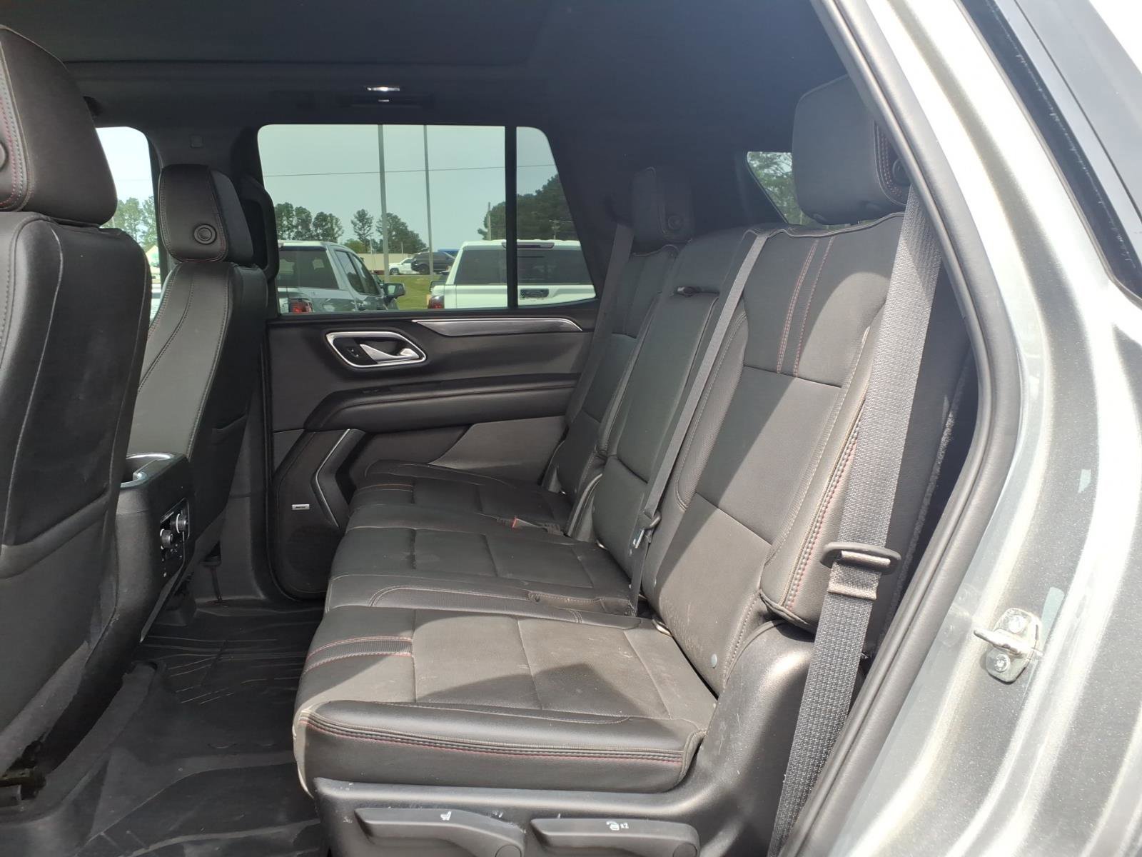 Used 2022 Chevrolet Tahoe RST w/ Luxury Package image 23