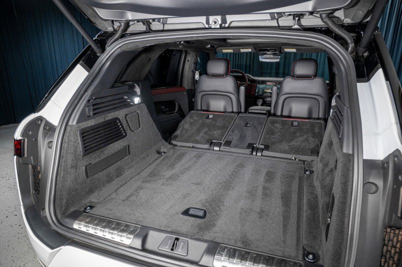 Used 2025 Land Rover Range Rover Sport Autobiography AWD/4WD image 7