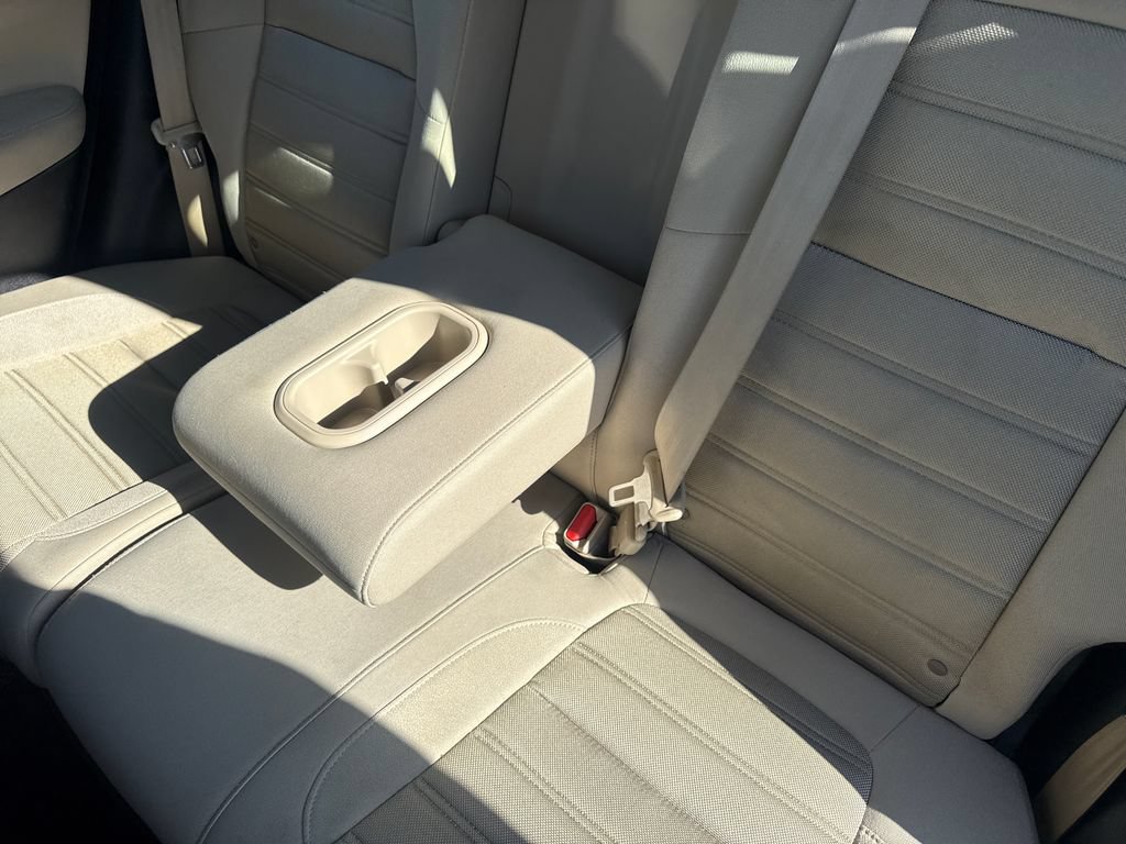 Used 2017 Honda CR-V LX image 16