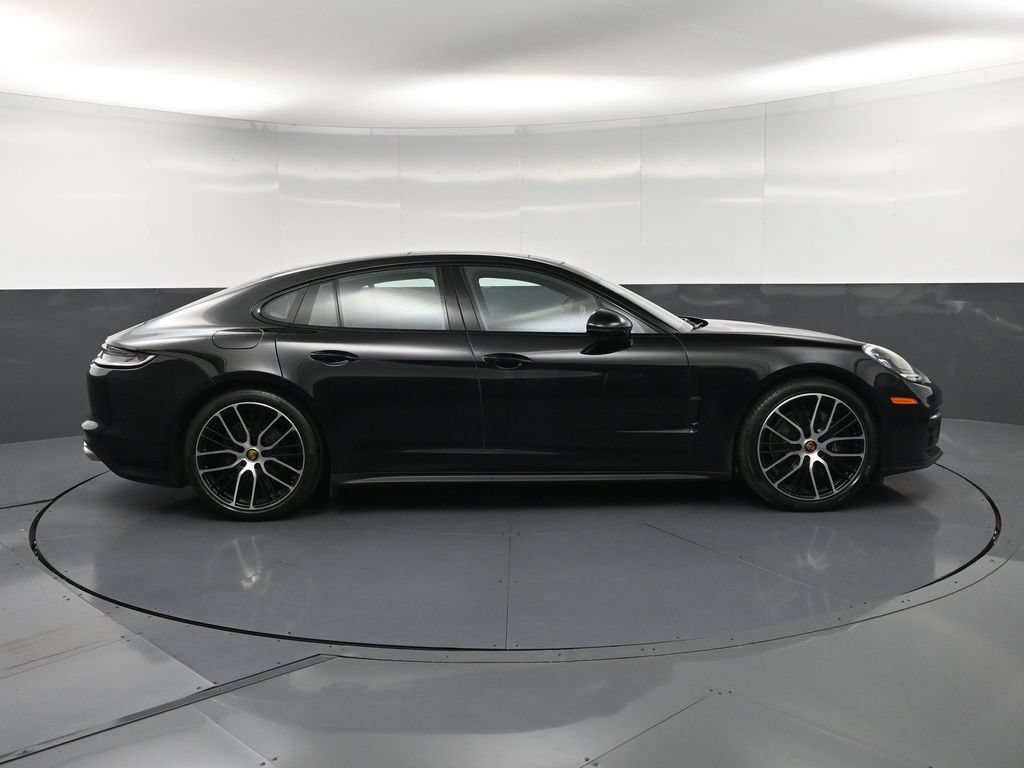 Certified 2023 Porsche Panamera 4 Platinum Edition AWD/4WD image 9