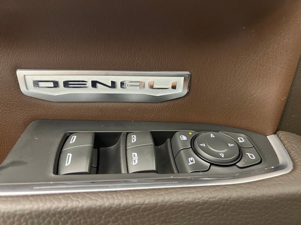Used 2024 GMC Sierra 1500 Denali w/ Denali Reserve Package image 13