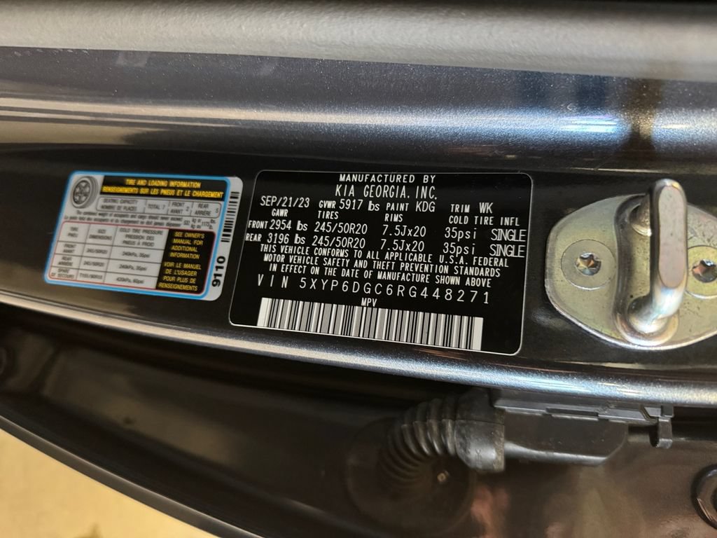 Certified 2024 Kia Telluride S w/ S Sunroof Package AWD/4WD image 31