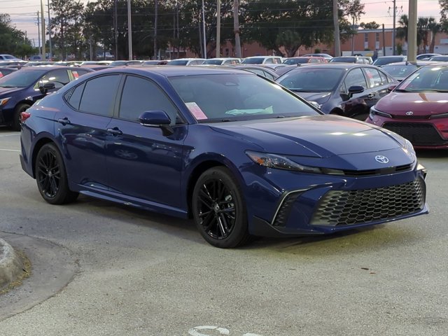 New 2026 Toyota Camry SE FWD image 7