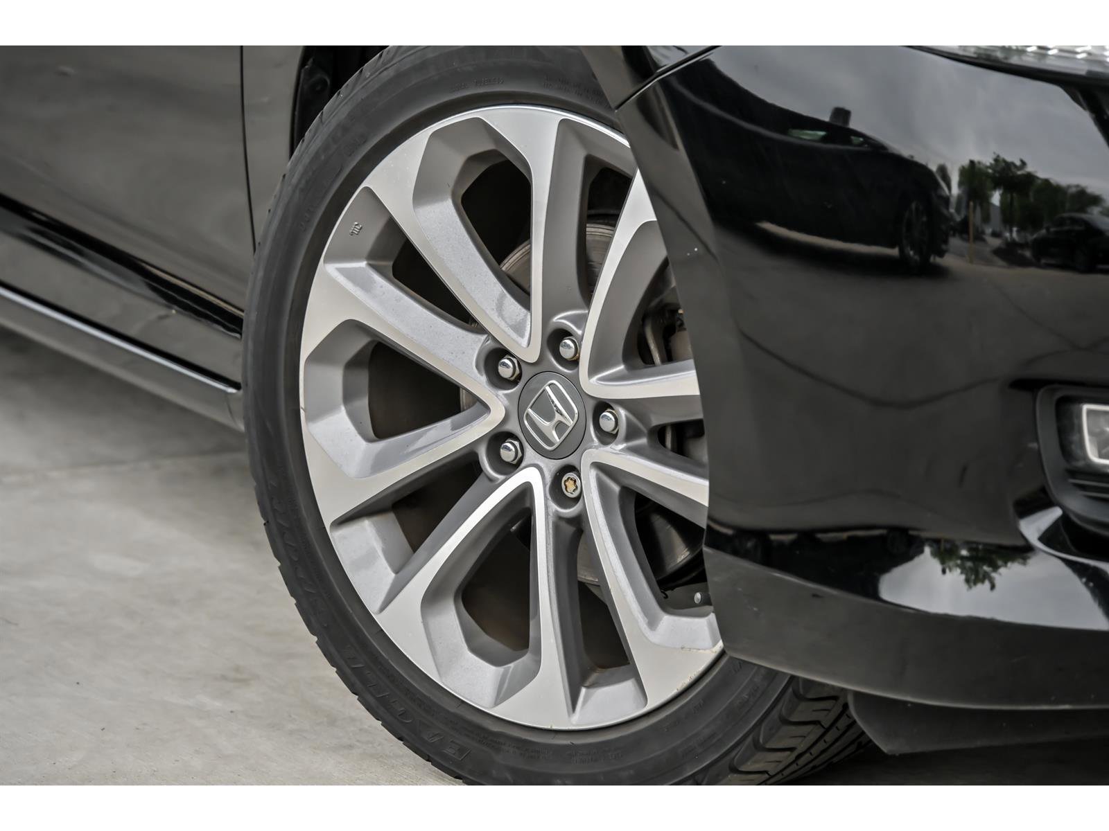 Used 2013 Honda Accord Sport video 3