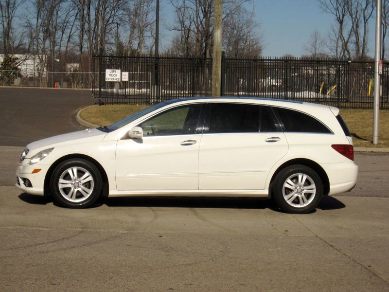 Used 2008 Mercedes-Benz R 320 CDI 4MATIC w/ P2 Pkg image 6