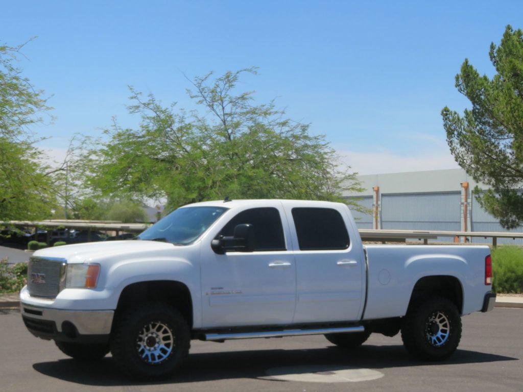 Used 2008 GMC Sierra 2500 SLT w/ EZ-Lift Tailgate Package