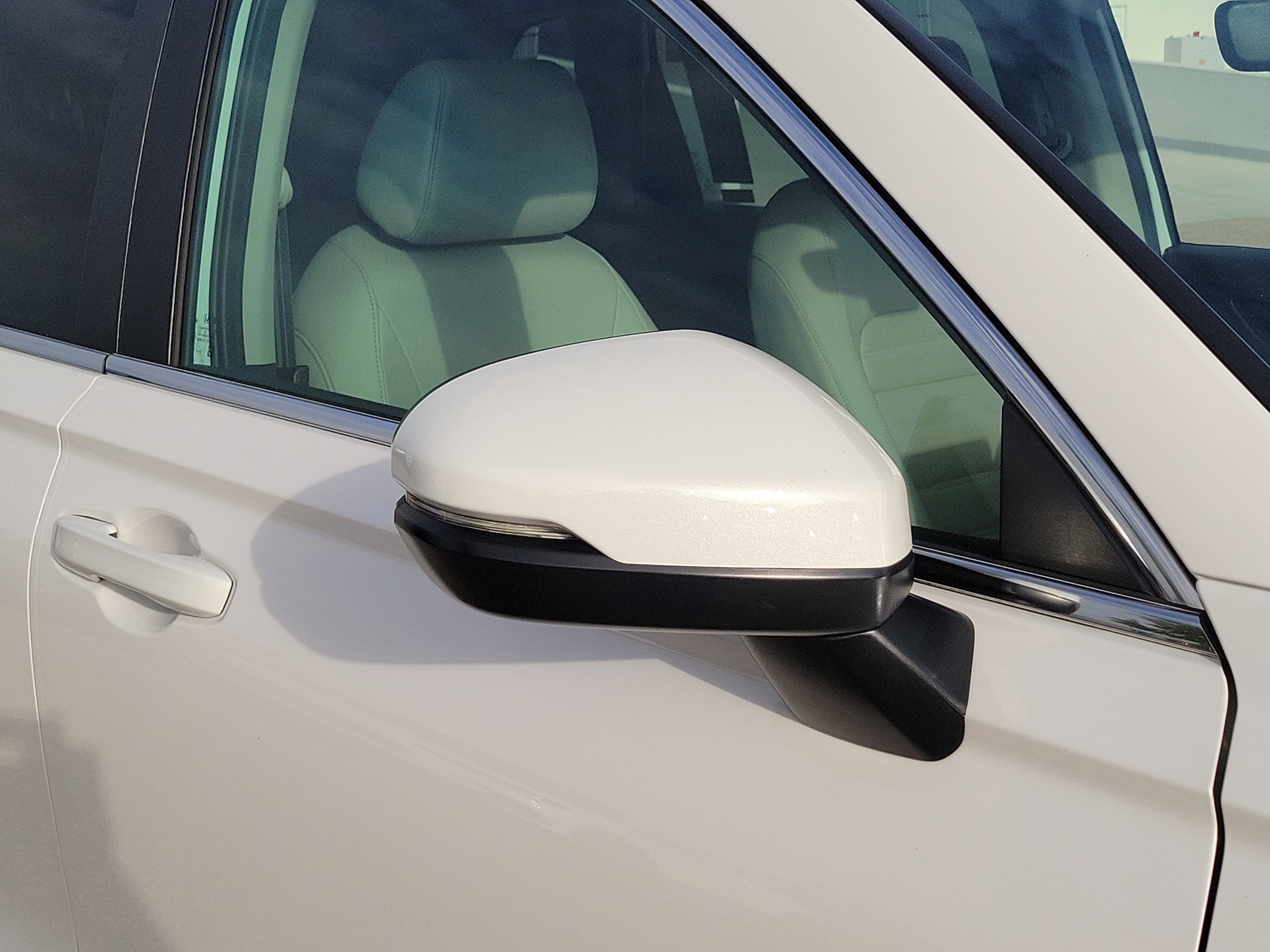 Used 2024 Honda CR-V EX-L image 8