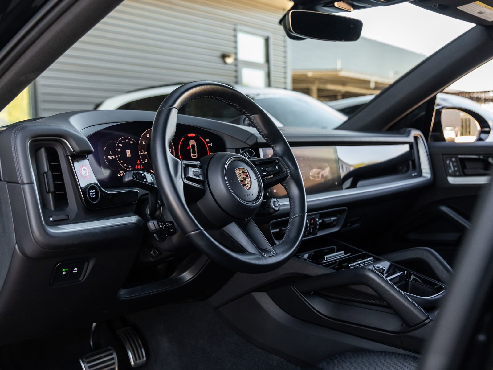 Certified 2024 Porsche Cayenne S image 4