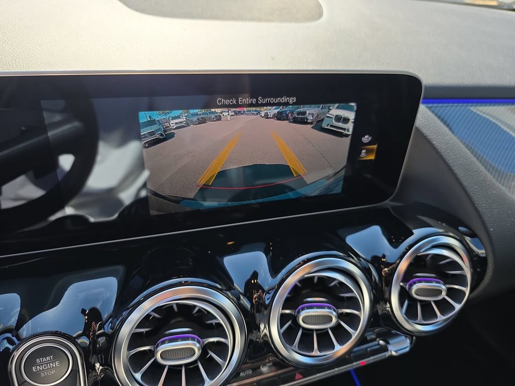 Used 2021 Mercedes-Benz GLA 250 4MATIC image 32