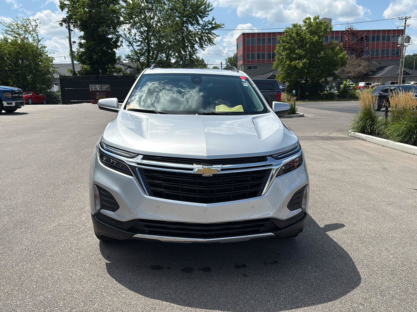 Used 2022 Chevrolet Equinox LT AWD/4WD image 8