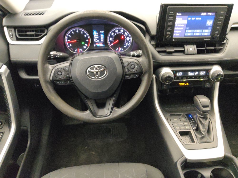 Used 2020 Toyota RAV4 XLE AWD/4WD image 22