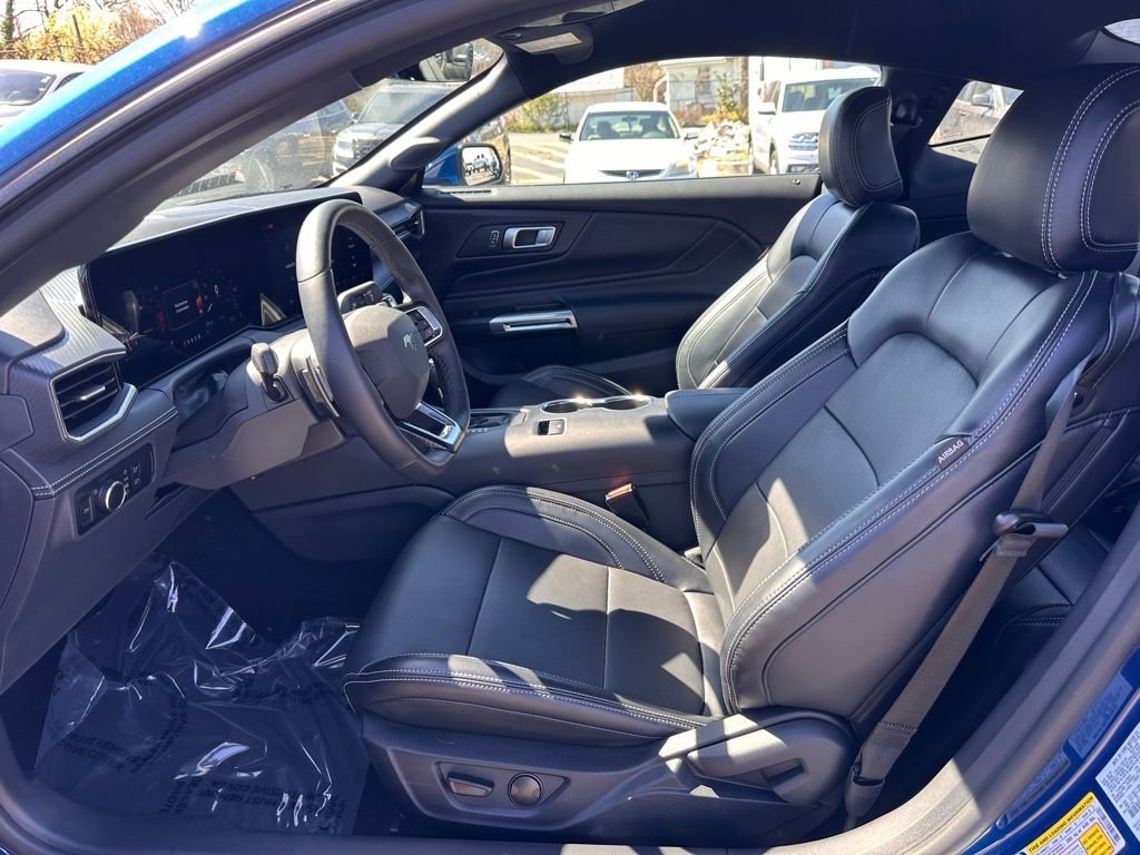 Used 2024 Ford Mustang GT Premium image 11