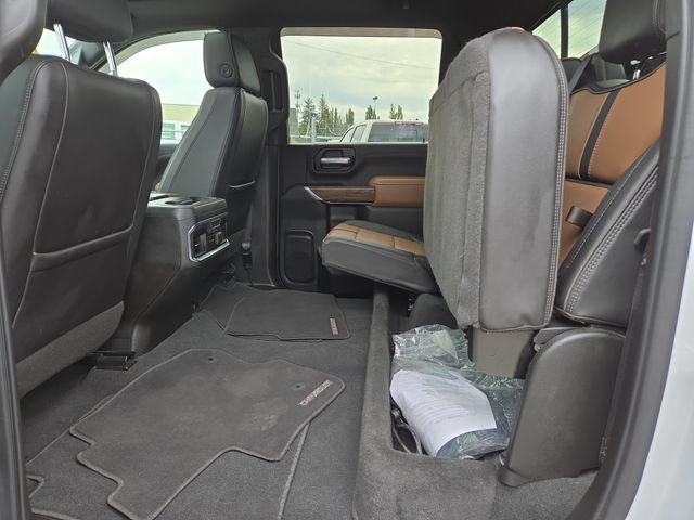 Used 2021 Chevrolet Silverado 3500 High Country w/ Z71 Off-Road Package AWD/4WD image 32