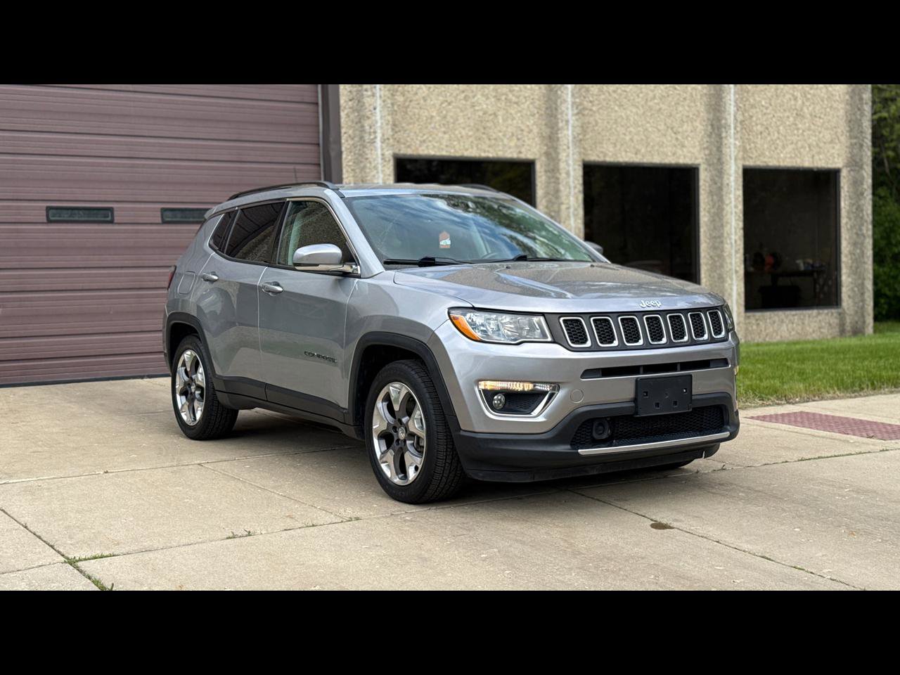 Used 2021 Jeep Compass Limited FWD image 1