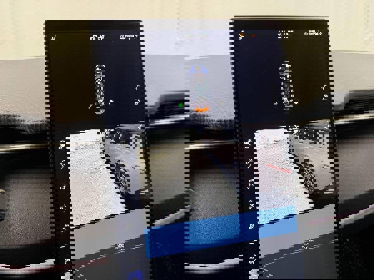 Used 2023 Fisker Ocean One image 22