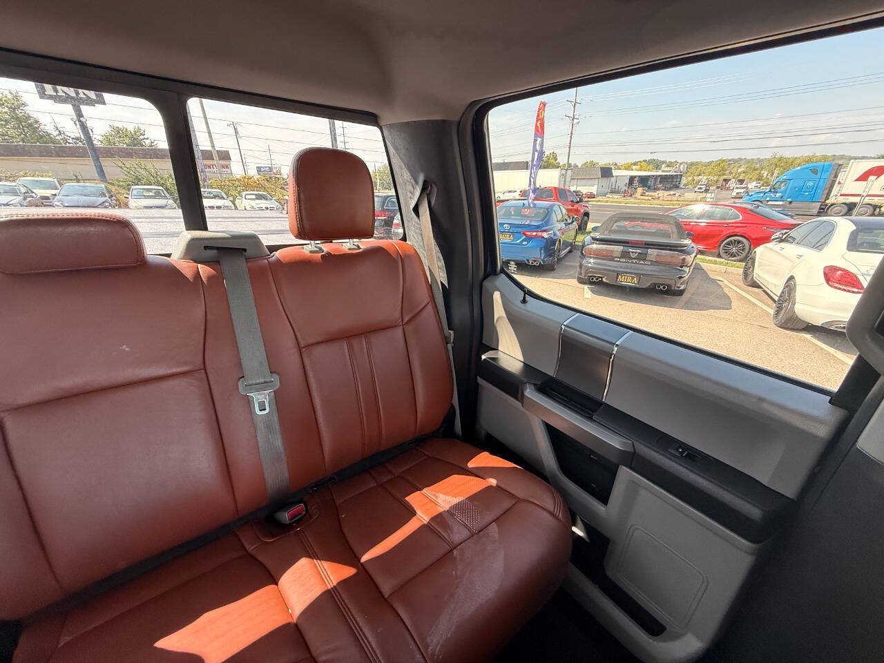 Used 2015 Ford F150 XLT w/ Equipment Group 302A Luxury AWD/4WD image 57