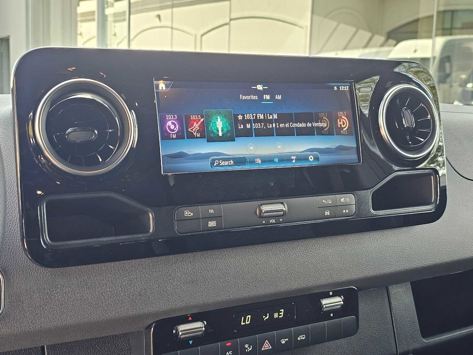 Used 2025 Mercedes-Benz Sprinter 2500 image 25