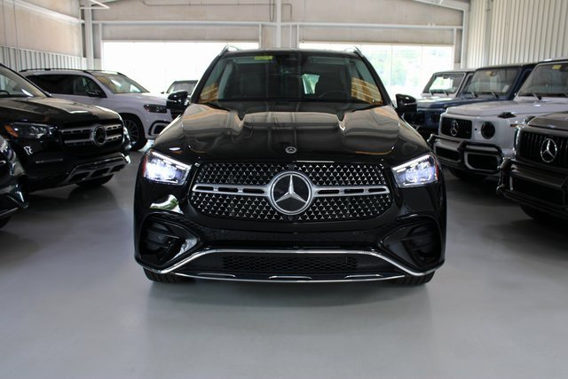 Used 2024 Mercedes-Benz GLE 350 4MATIC w/ AMG Line Exterior image 42