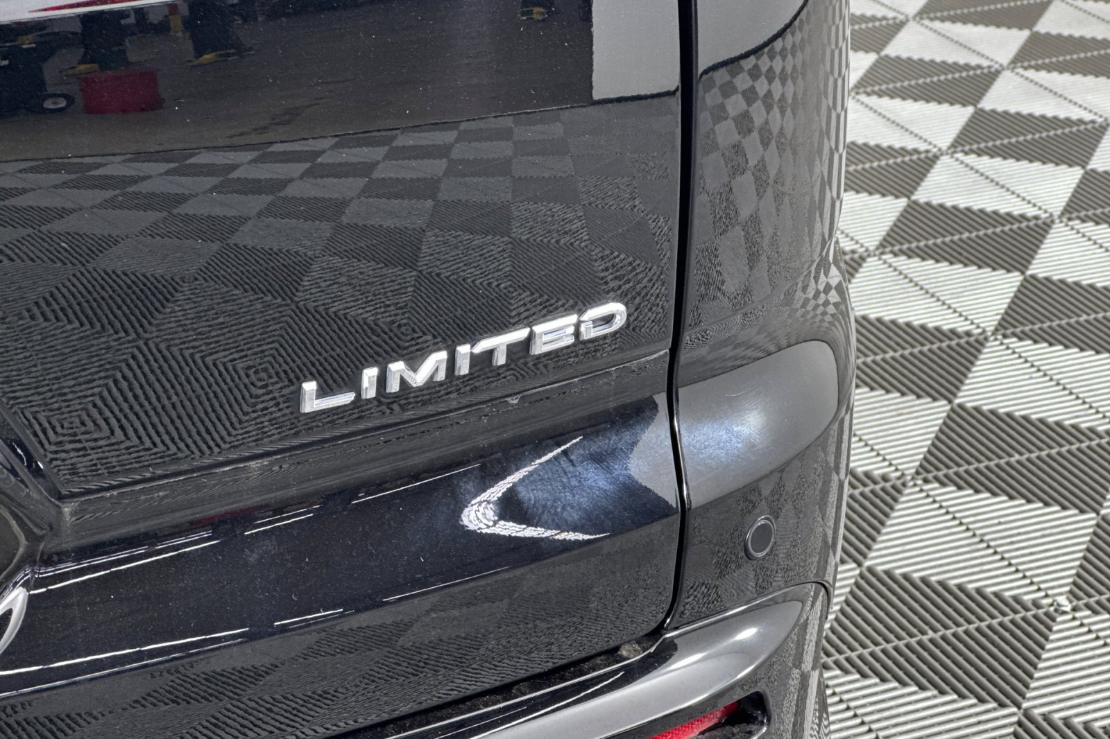 Used 2025 Toyota Crown Signia Limited image 27