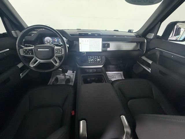 Used 2023 Land Rover Defender 130 SE image 38