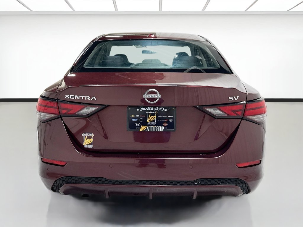 Used 2024 Nissan Sentra SV FWD image 7