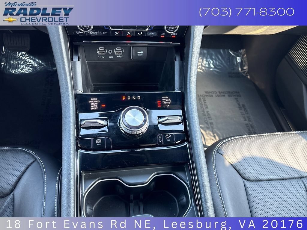Used 2023 Jeep Grand Cherokee Overland AWD/4WD image 20