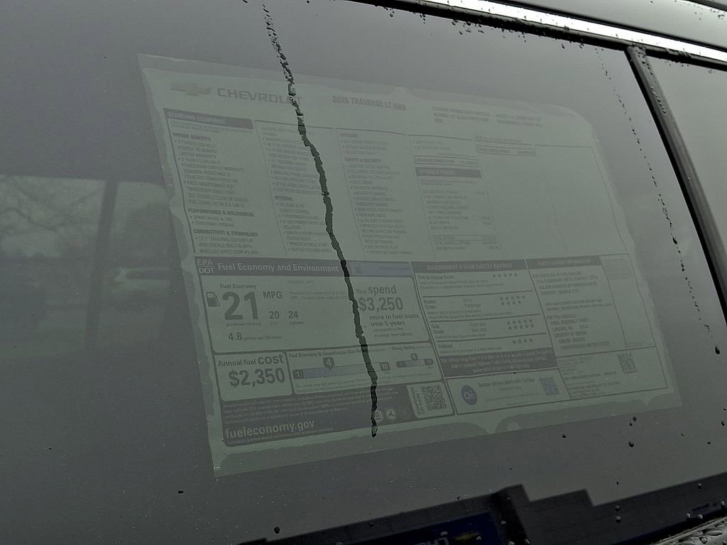 New 2026 Chevrolet Traverse LT w/ Sun and Wheel Package AWD/4WD image 19