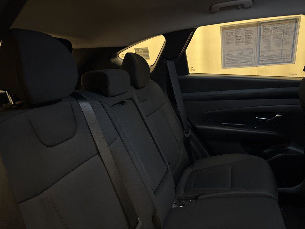 New 2025 Hyundai Tucson SE image 20