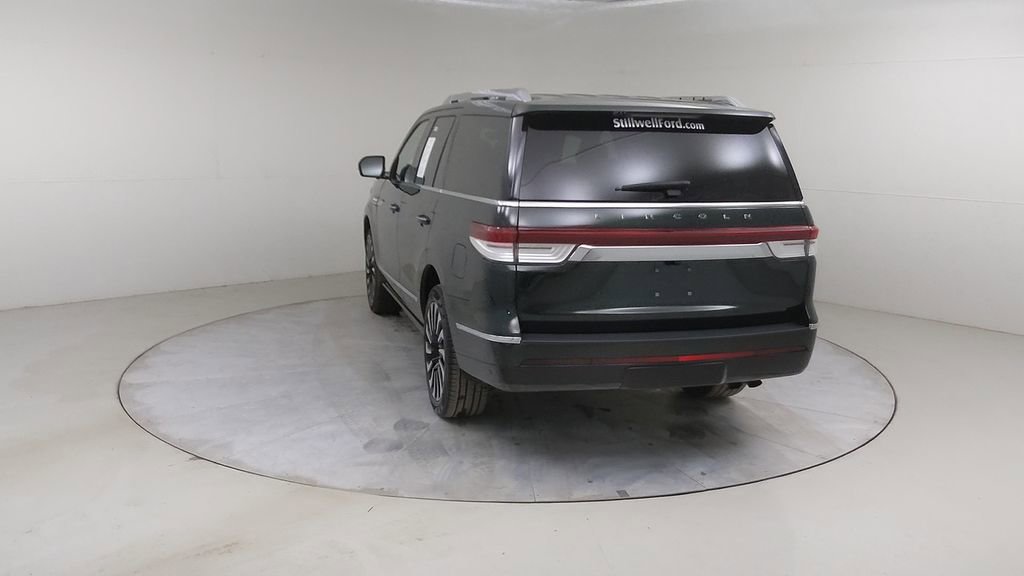 Used 2023 Lincoln Navigator Black Label image 17