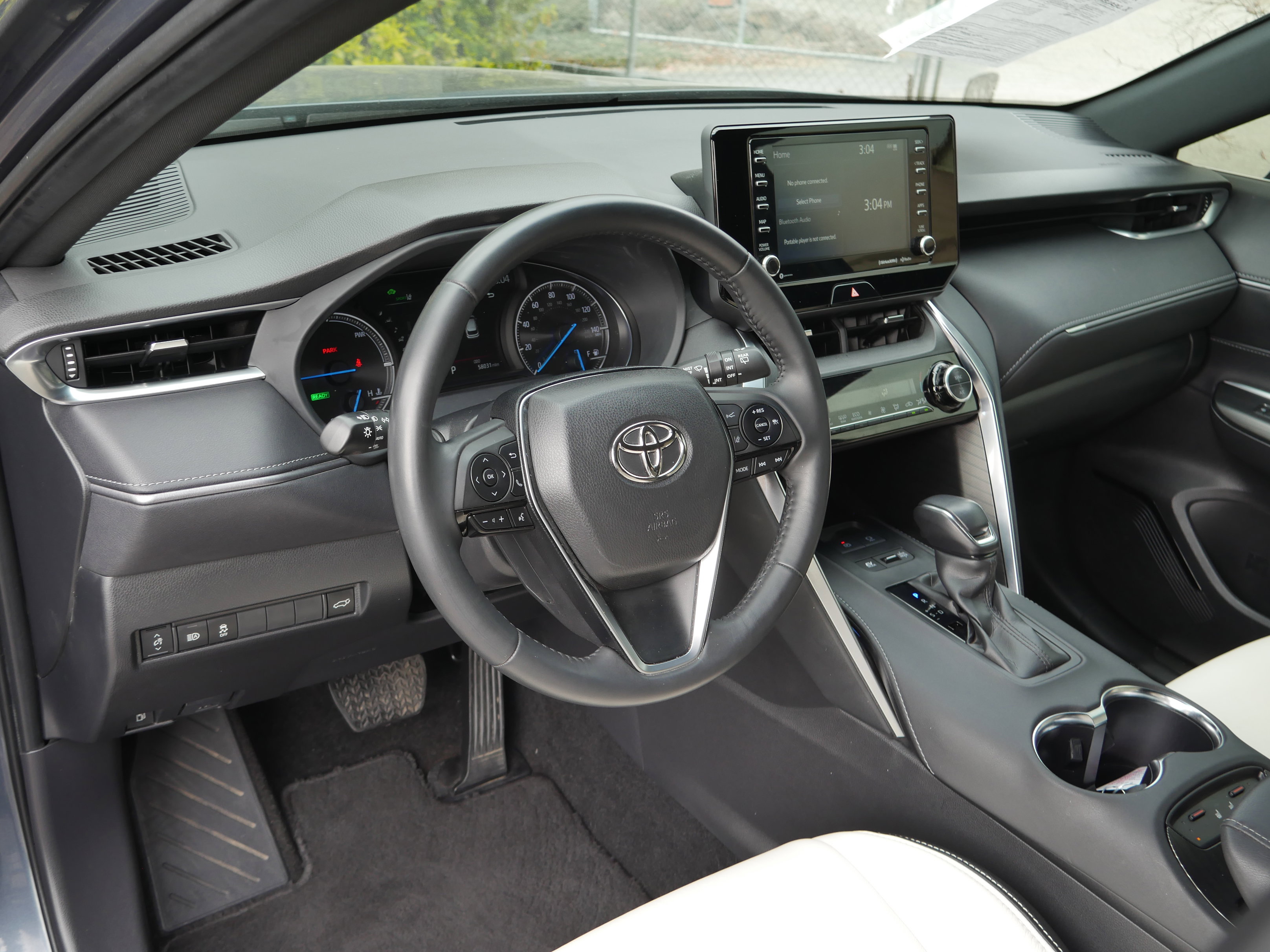 Used 2022 Toyota Venza XLE AWD/4WD image 4