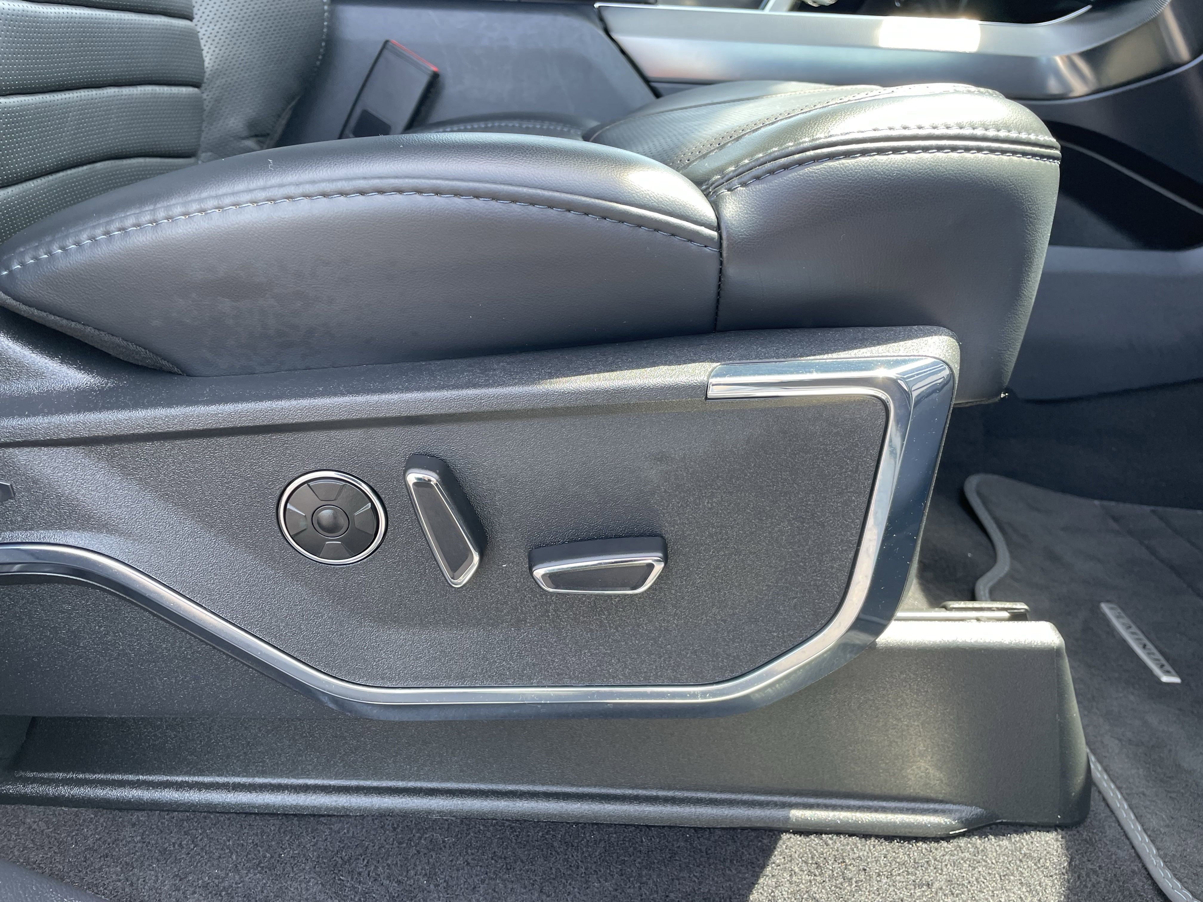 Used 2024 Ford F150 Platinum w/ Equipment Group 702A High image 38