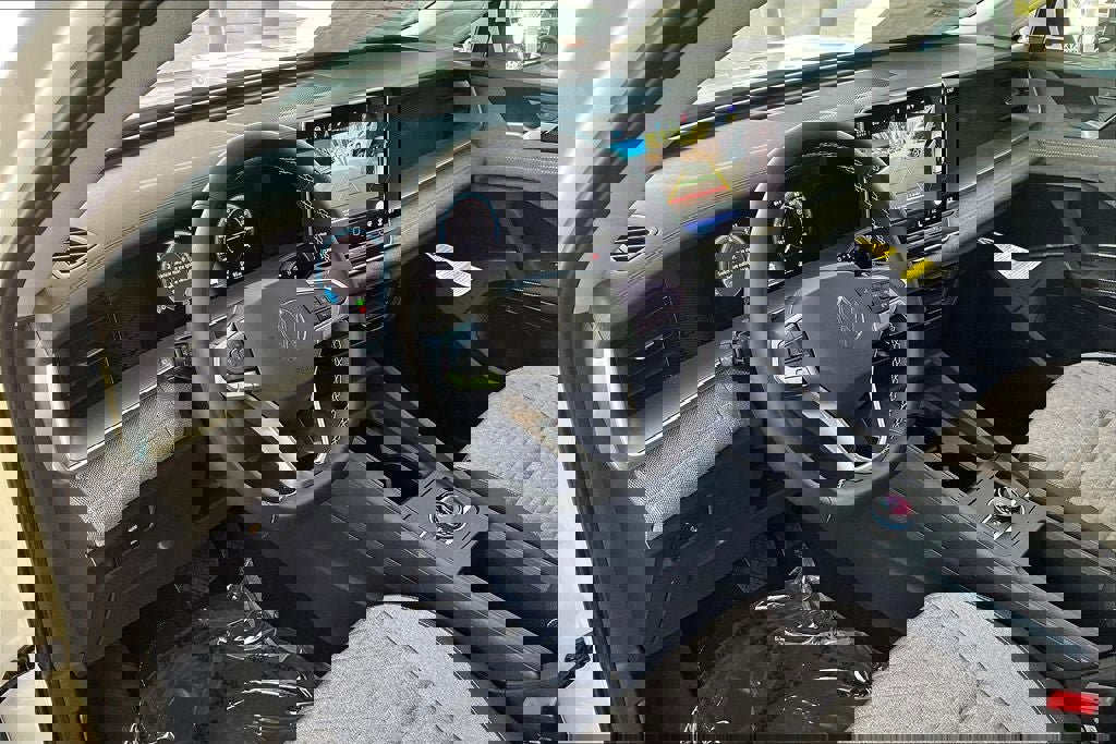 New 2025 Volkswagen Tiguan S image 14