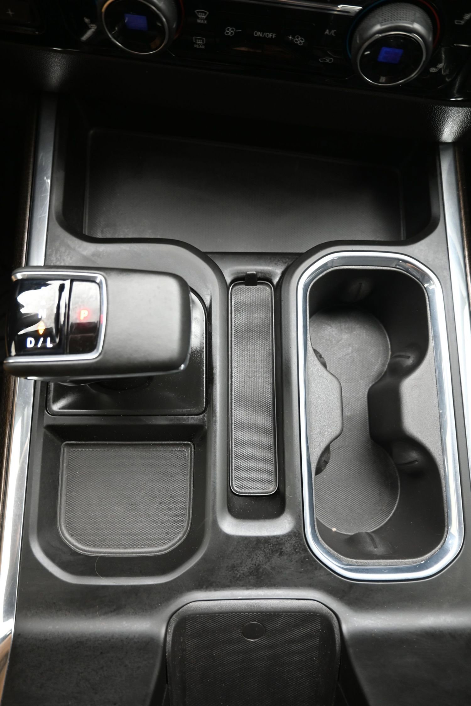 Used 2024 Chevrolet Silverado 1500 LT Trail Boss w/ Convenience Package II image 19