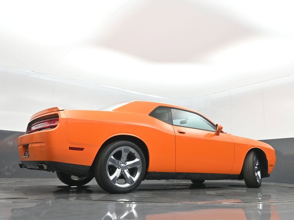 Used 2014 Dodge Challenger R/T Plus image 30