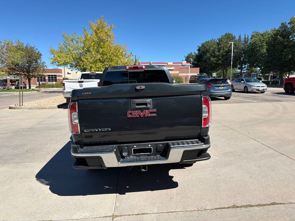 Used 2018 GMC Canyon SLT w/ Driver Alert Package AWD/4WD image 5