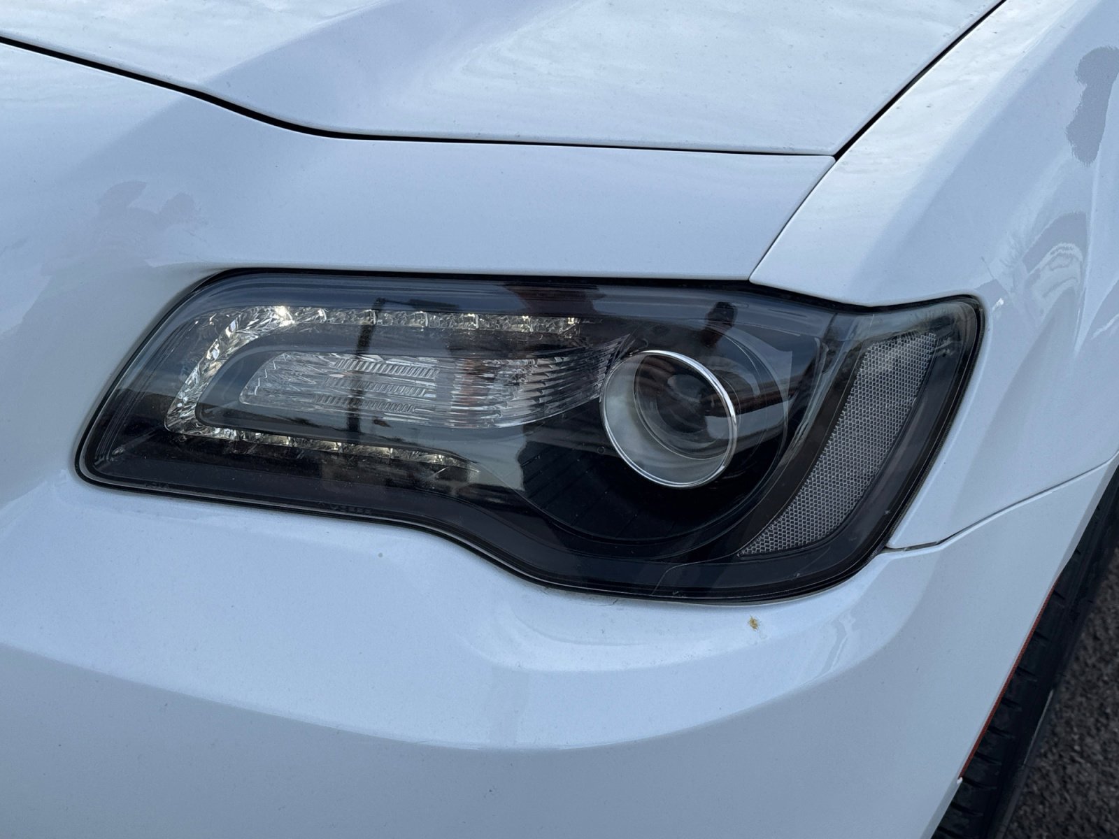 Used 2023 Chrysler 300 Touring w/ Sport Appearance Package image 9