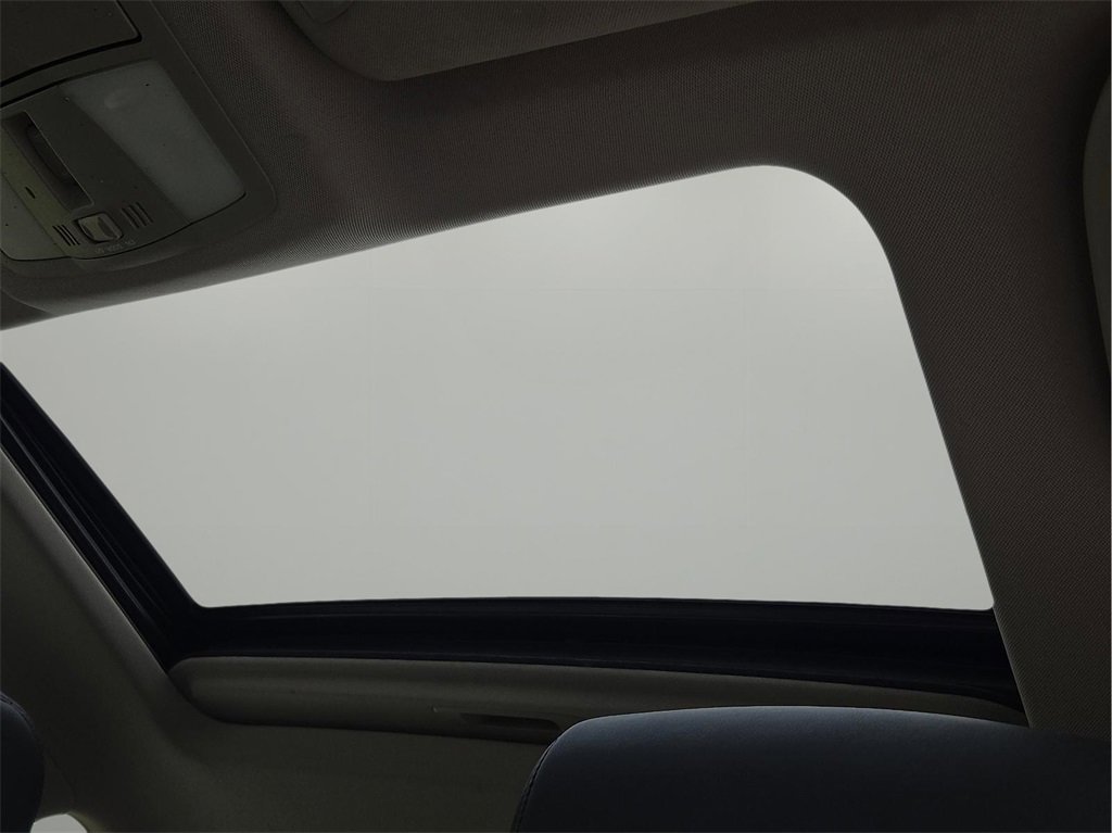 Used 2017 INFINITI QX50 AWD w/ Technology Package image 16