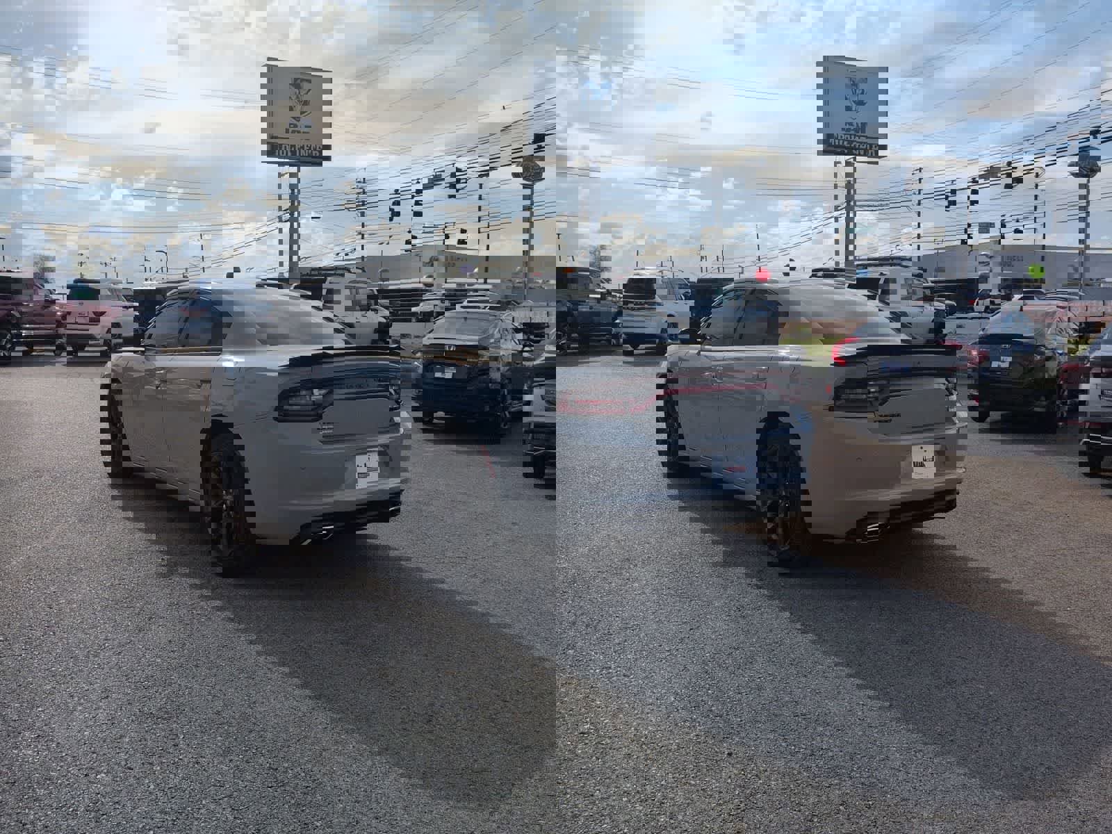 Certified 2022 Dodge Charger SXT w/ Blacktop Package image 6