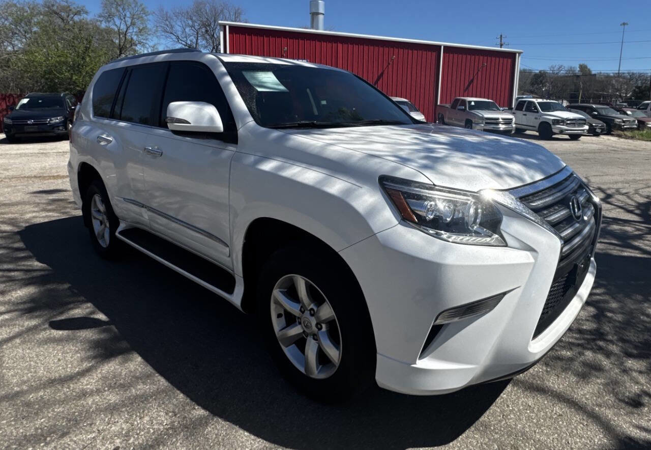 Used 2014 Lexus GX 460 image 11