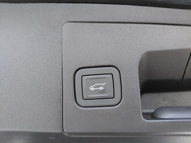 Certified 2026 Cadillac XT5 Luxury FWD image 12