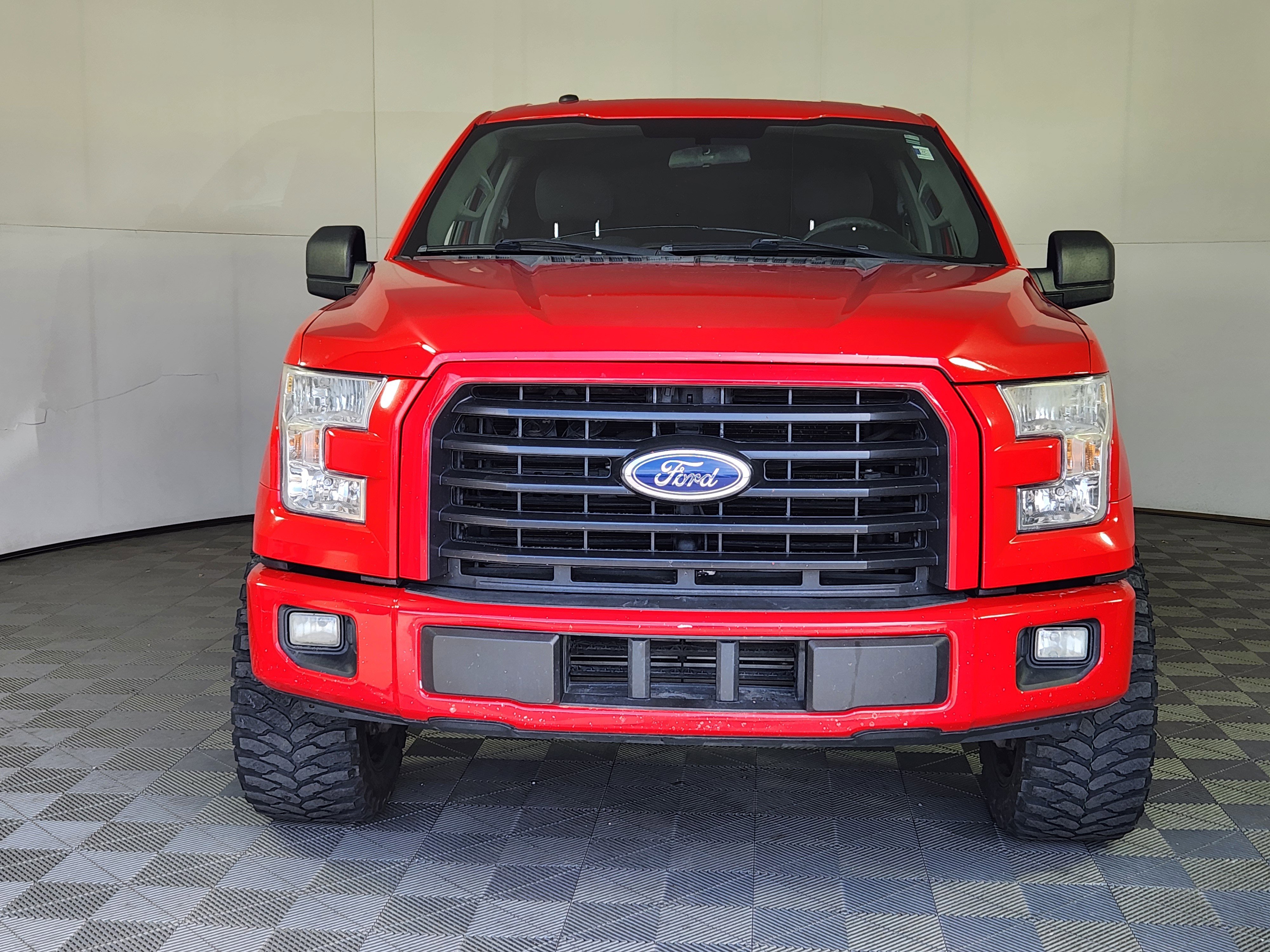 Used 2017 Ford F150 XL w/ Equipment Group 101A Mid RWD image 2